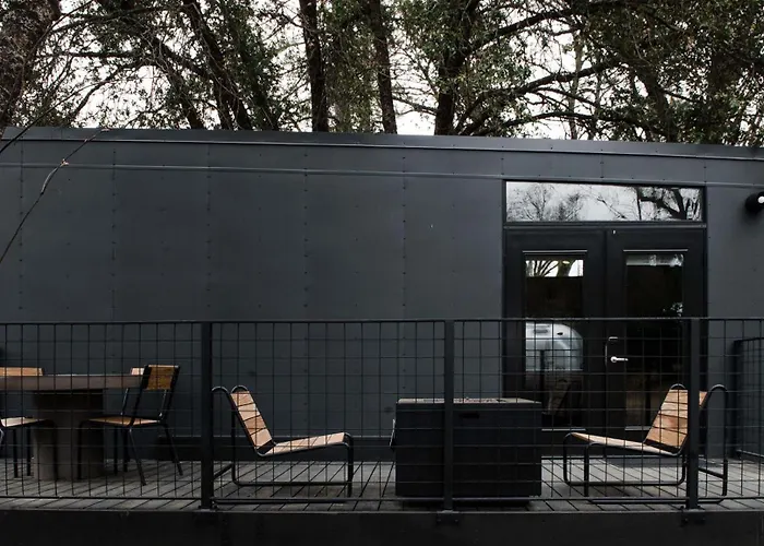 Autocamp Sequoia
